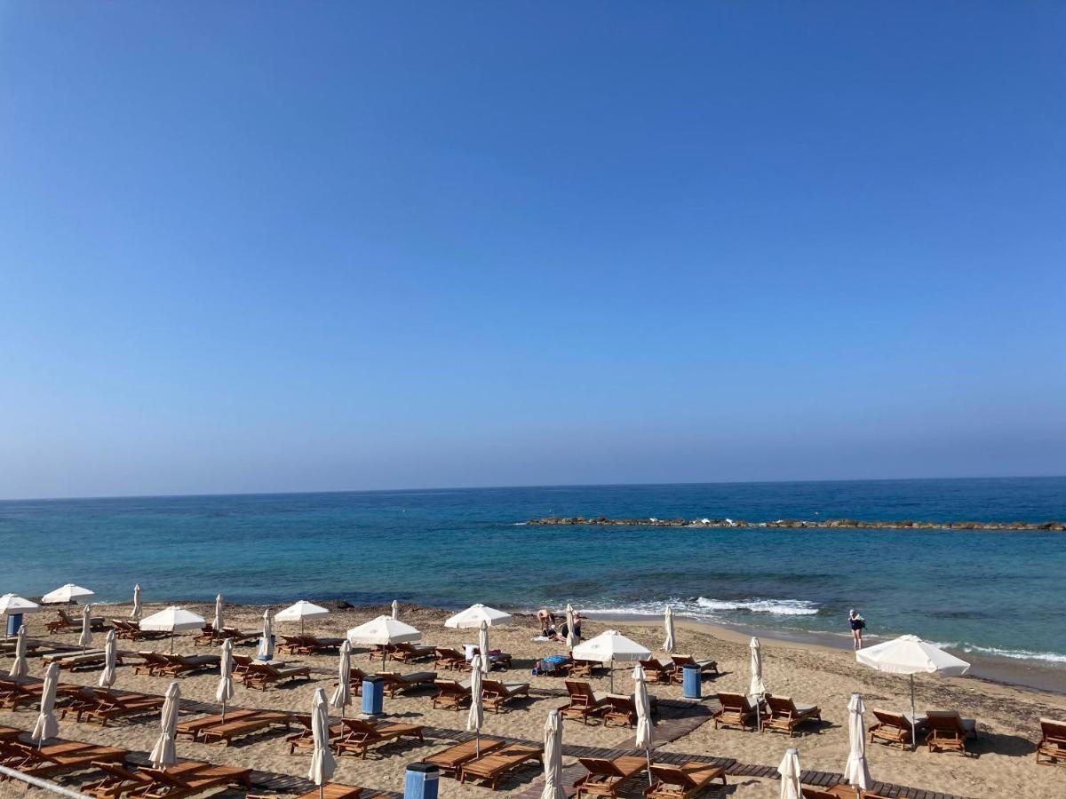 Paphos Sun Julz Apartments On The Beach מראה חיצוני תמונה