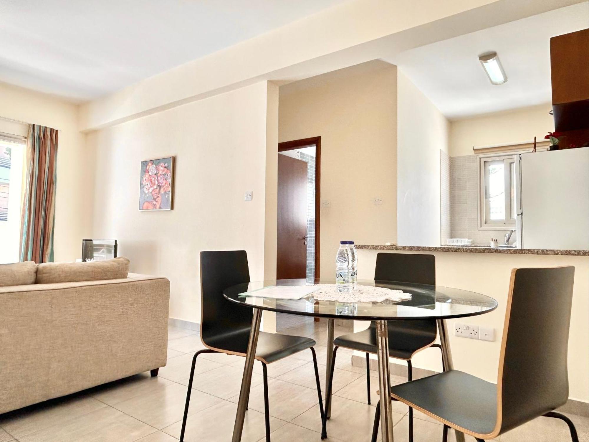 Paphos Sun Julz Apartments On The Beach מראה חיצוני תמונה
