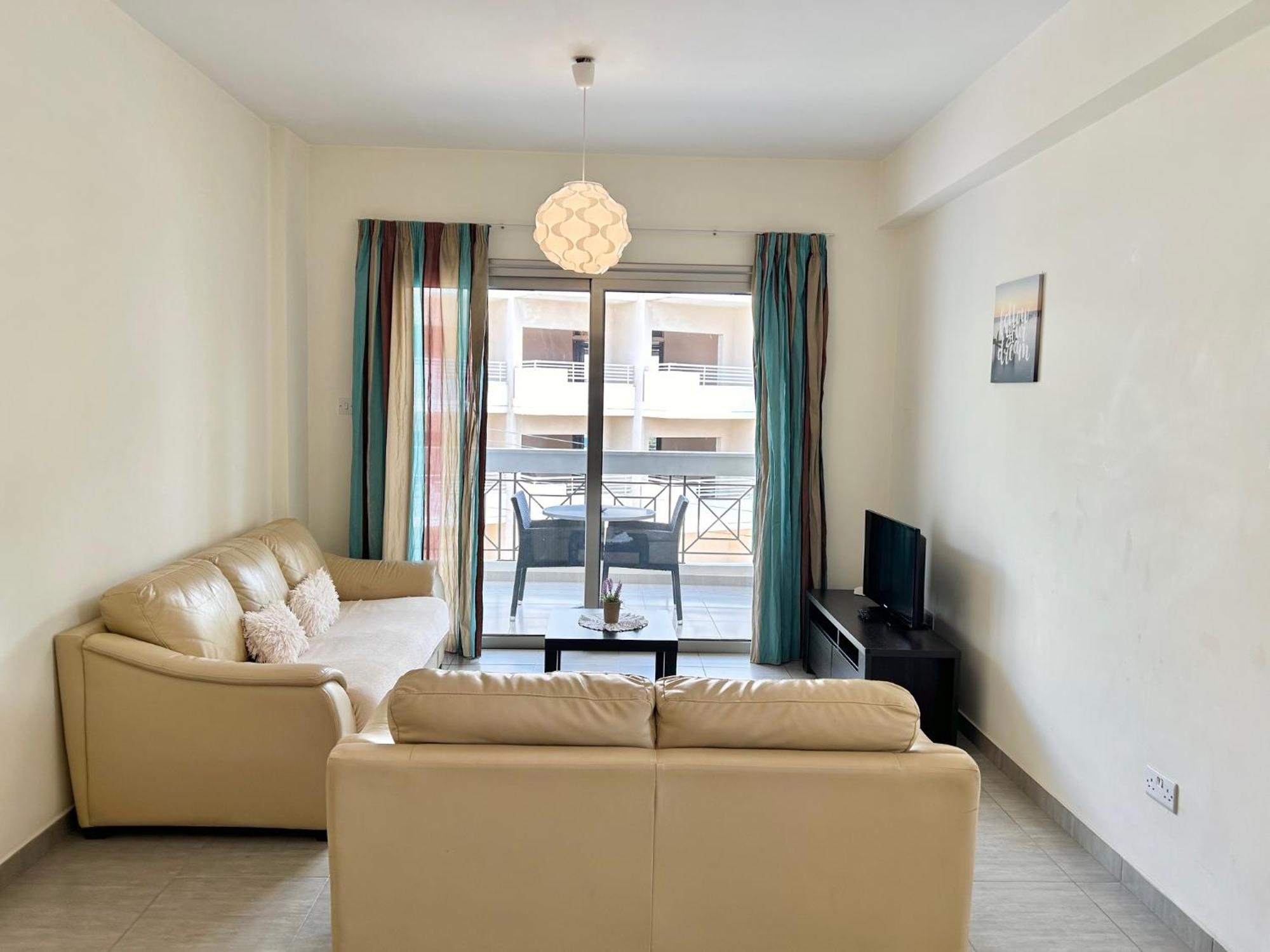 Paphos Sun Julz Apartments On The Beach מראה חיצוני תמונה