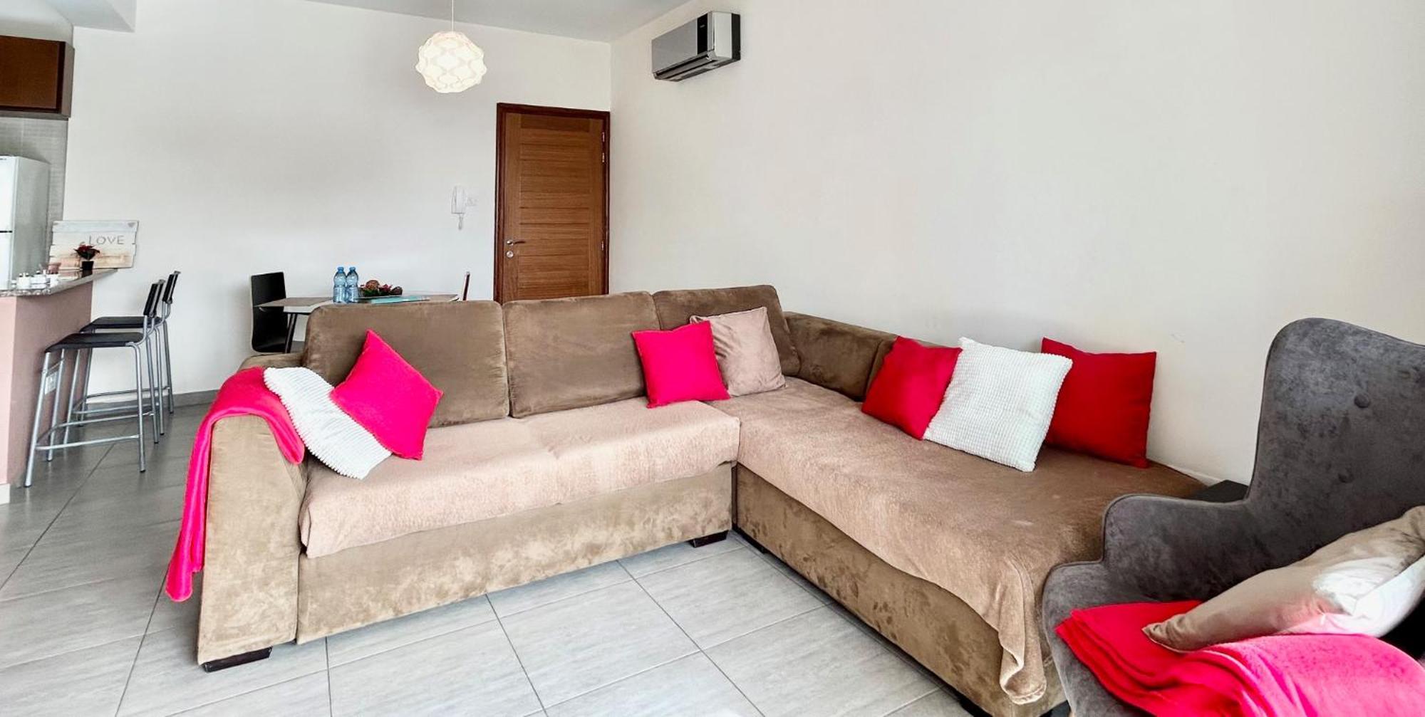 Paphos Sun Julz Apartments On The Beach מראה חיצוני תמונה