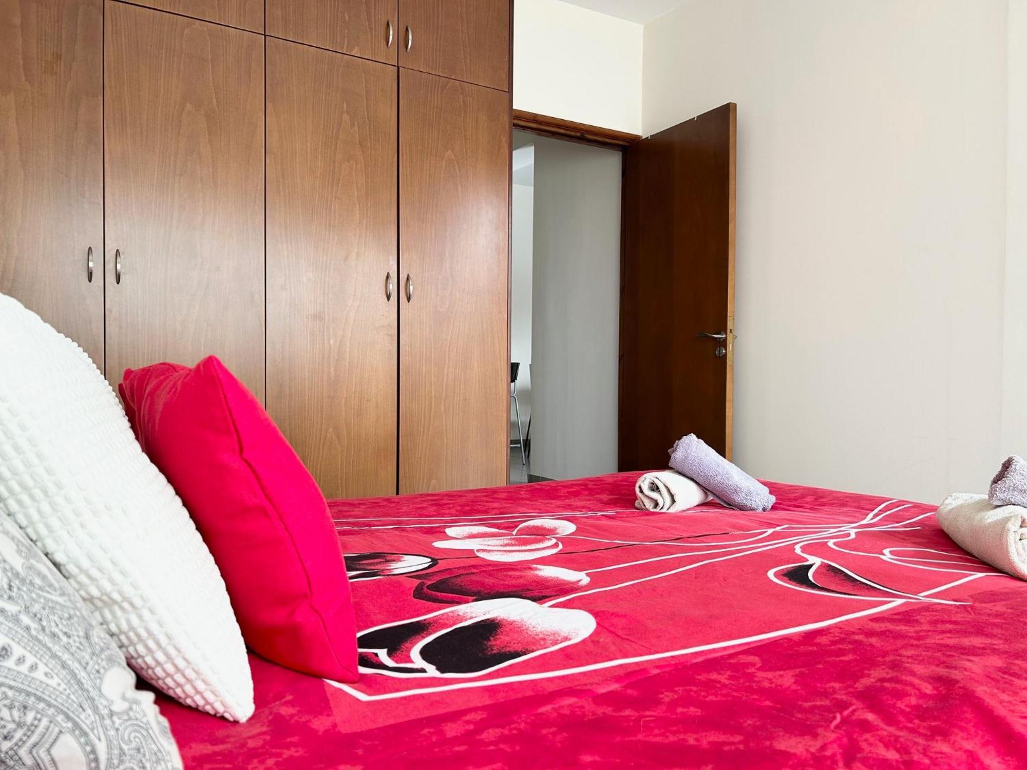 Paphos Sun Julz Apartments On The Beach מראה חיצוני תמונה