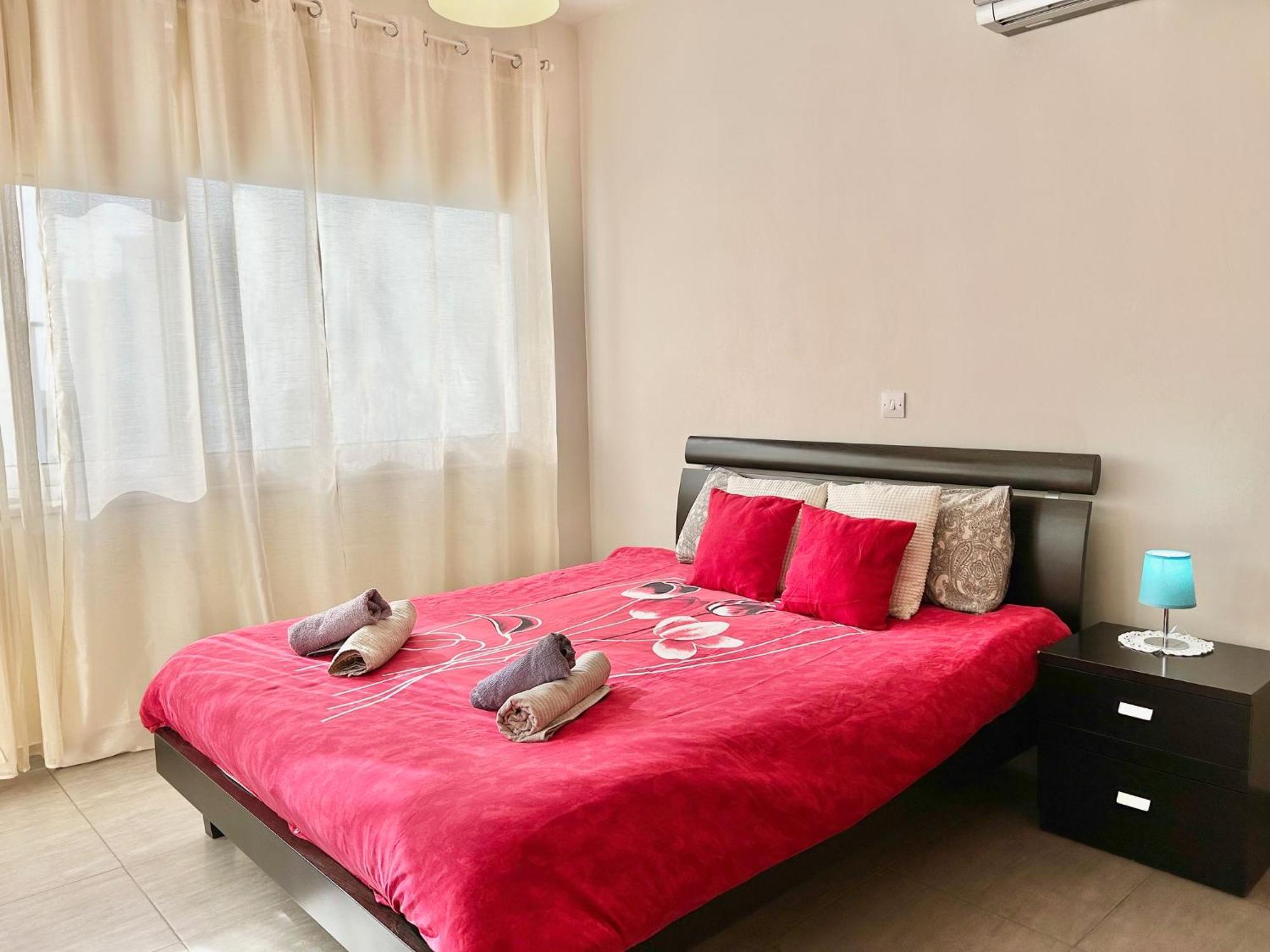 Paphos Sun Julz Apartments On The Beach מראה חיצוני תמונה