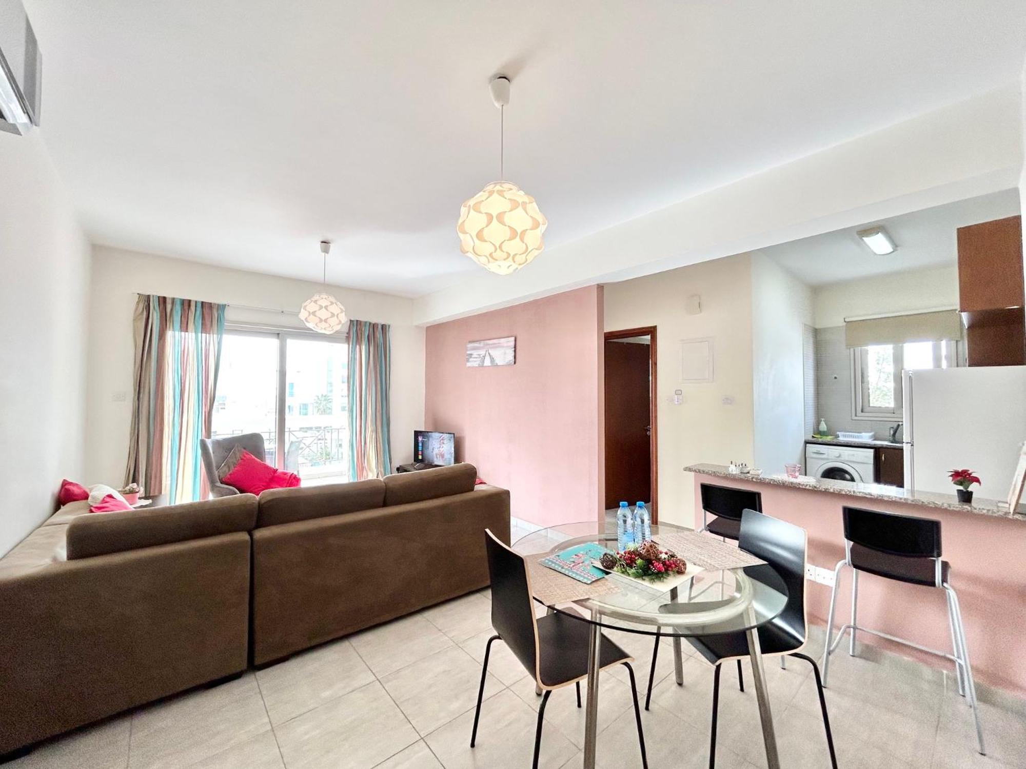 Paphos Sun Julz Apartments On The Beach מראה חיצוני תמונה