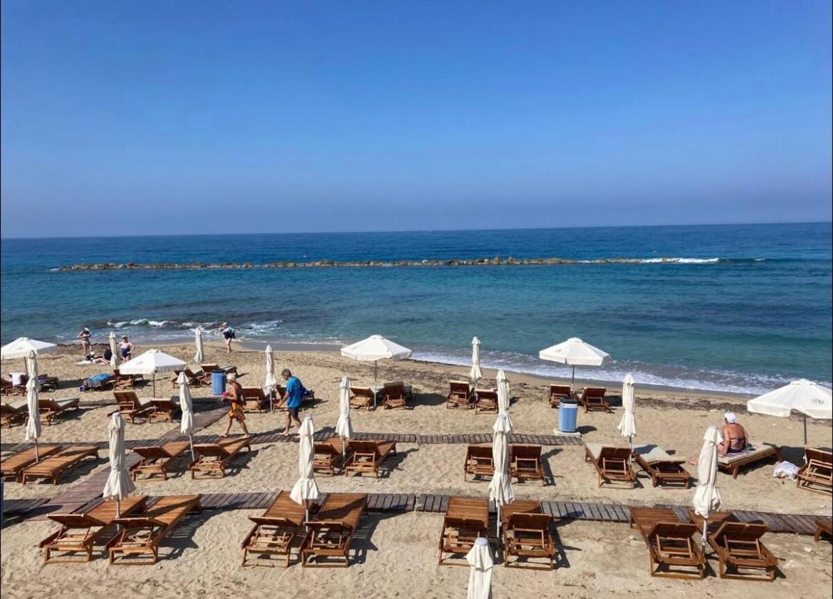 Paphos Sun Julz Apartments On The Beach מראה חיצוני תמונה