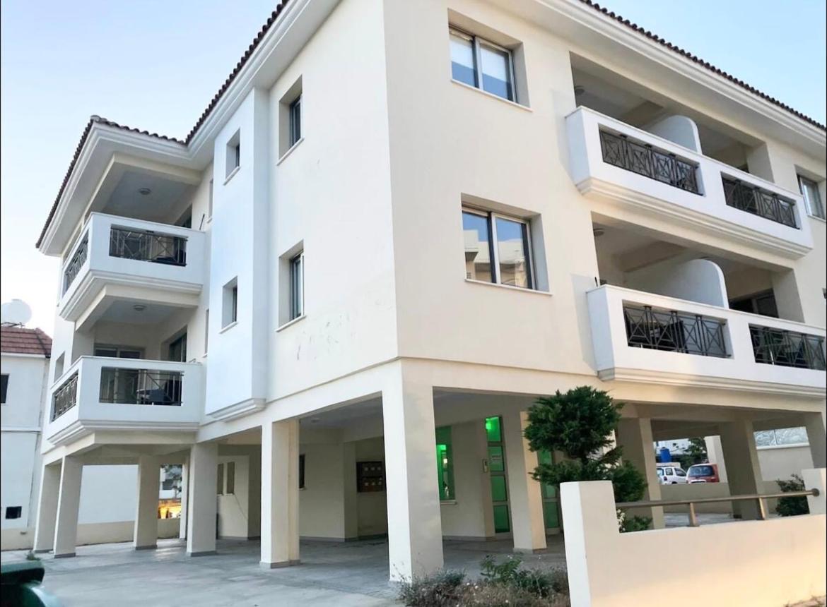 Paphos Sun Julz Apartments On The Beach מראה חיצוני תמונה