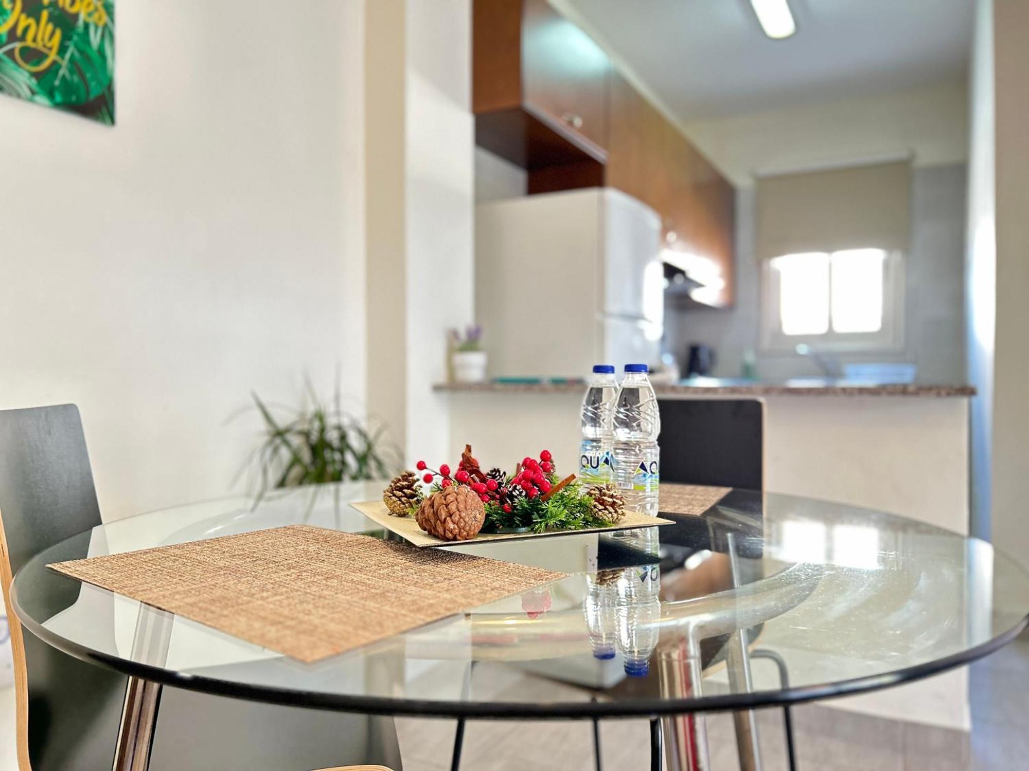 Paphos Sun Julz Apartments On The Beach מראה חיצוני תמונה