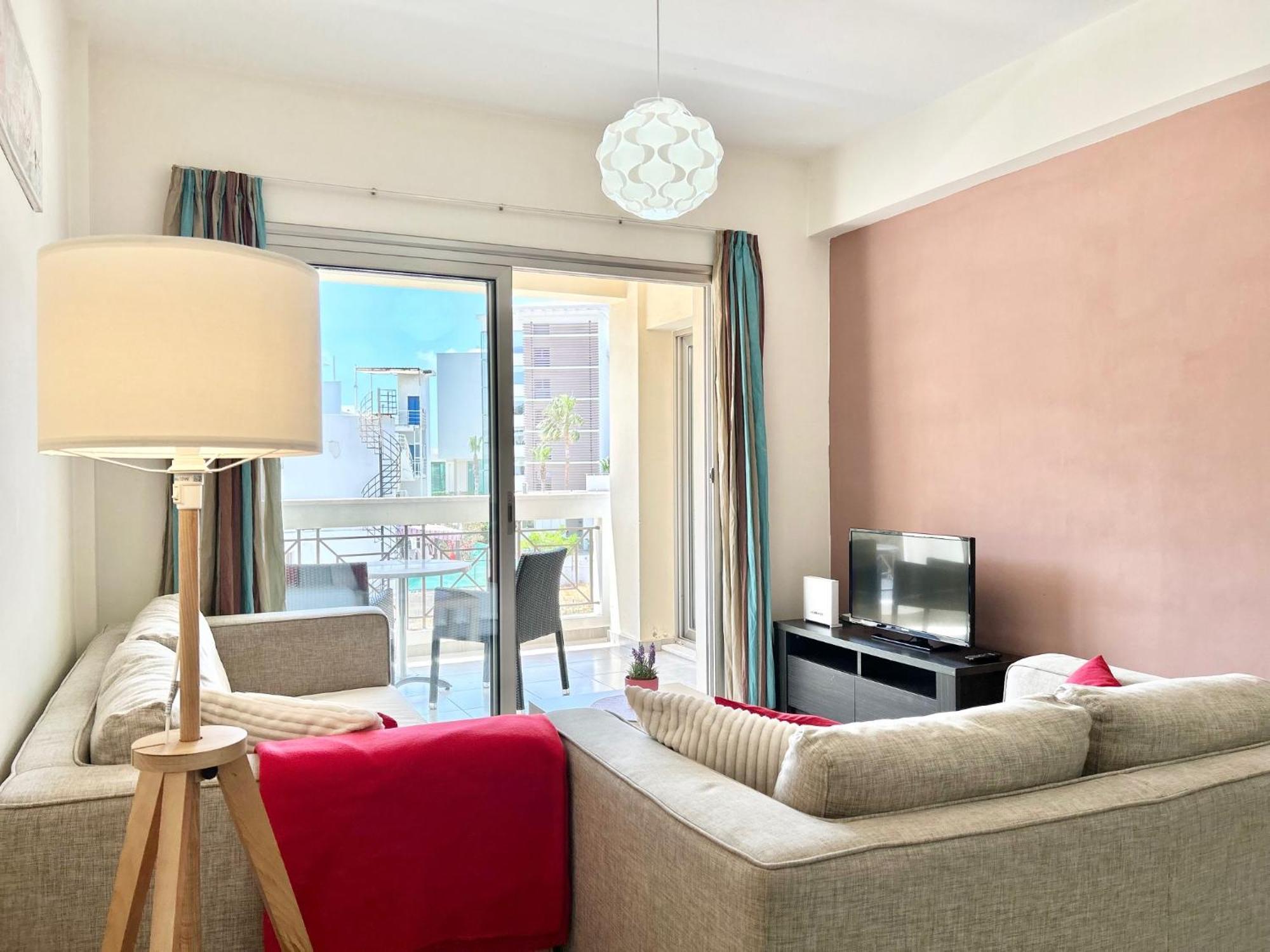 Paphos Sun Julz Apartments On The Beach מראה חיצוני תמונה
